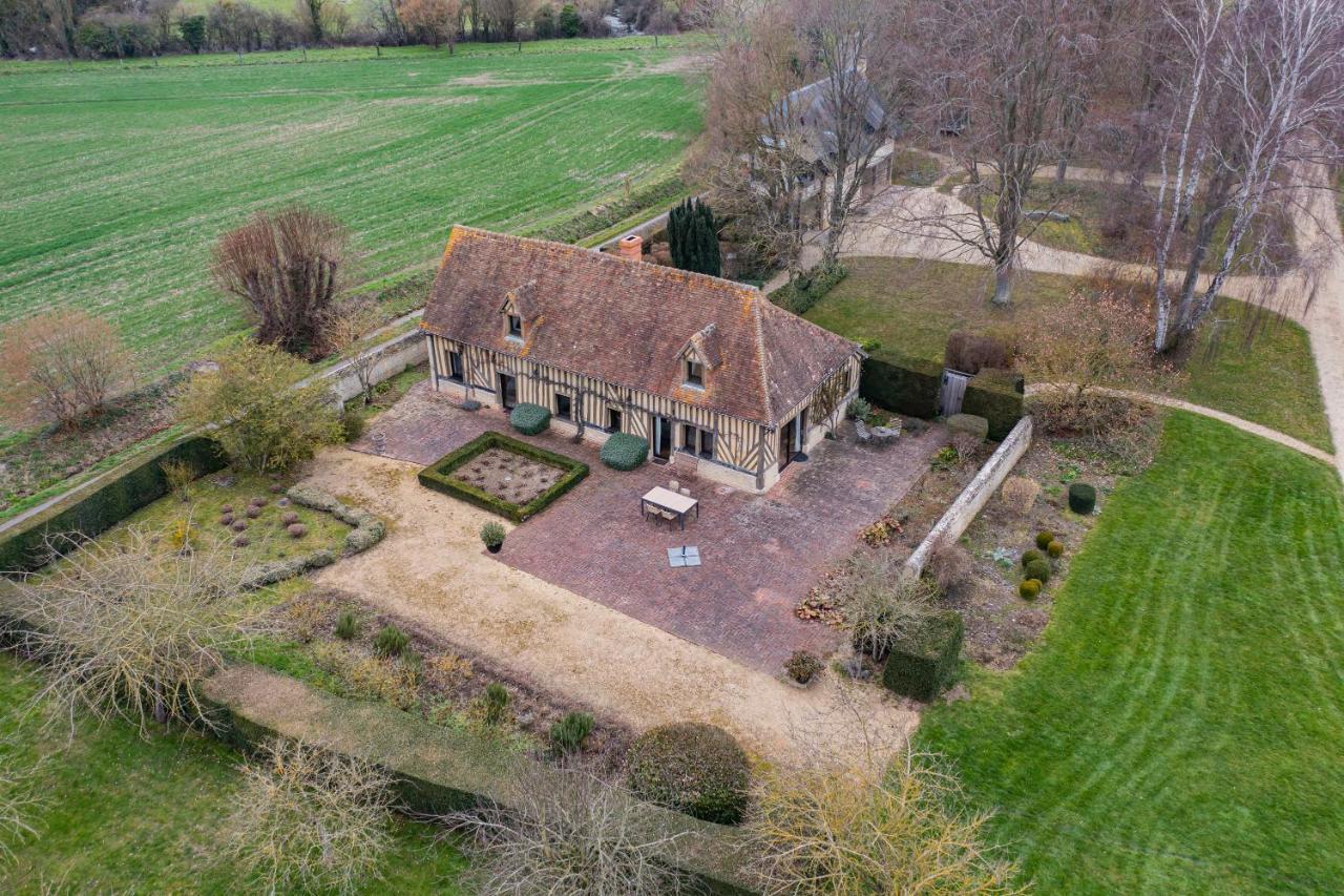 Maison "Jardin Gaillard" Bieville-en-Auge Exterior foto
