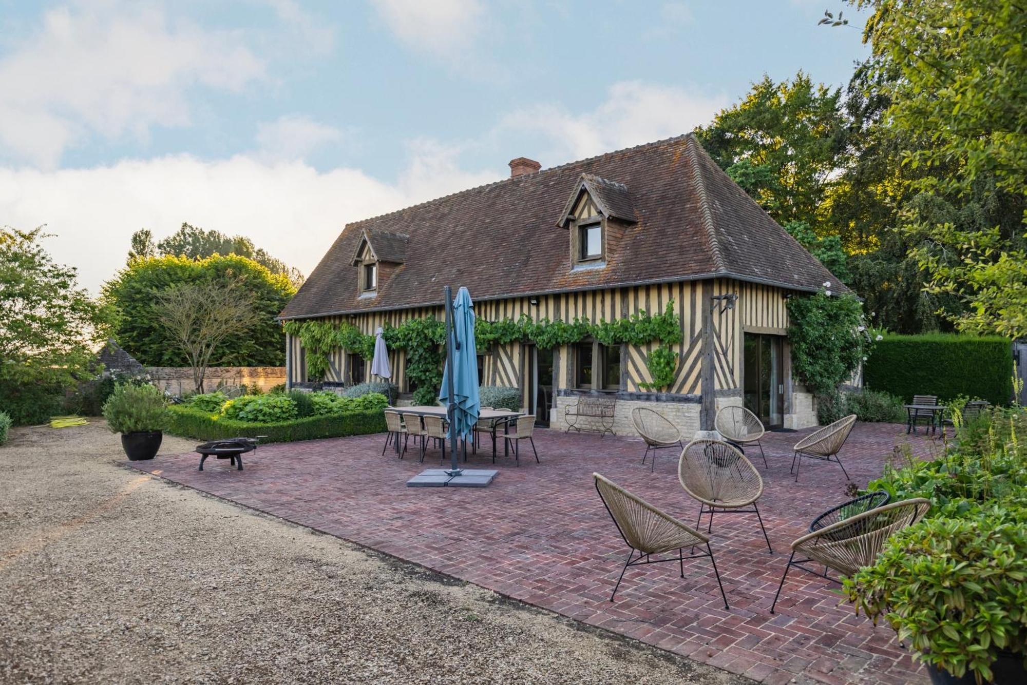 Maison "Jardin Gaillard" Bieville-en-Auge Exterior foto